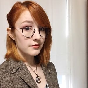 Meet your Posher, Brenna